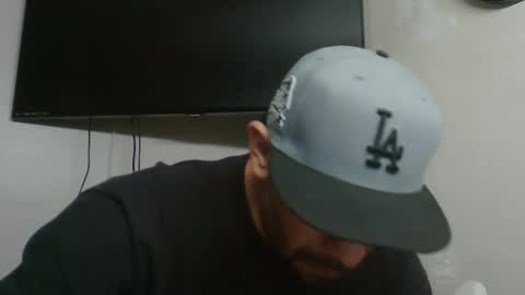 Snapshot of faded805 chatting on February 6, 10:37 am Mark online show from February 6, 10:37 am