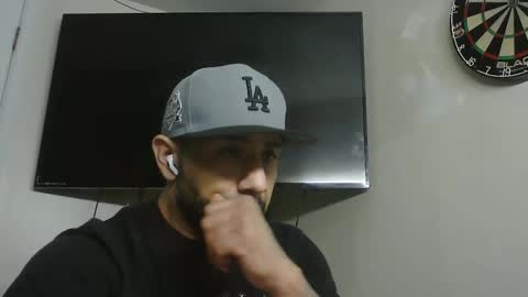 Snapshot of faded805 chatting on March 3, 5:42 am Mark online show from March 3, 5:42 am