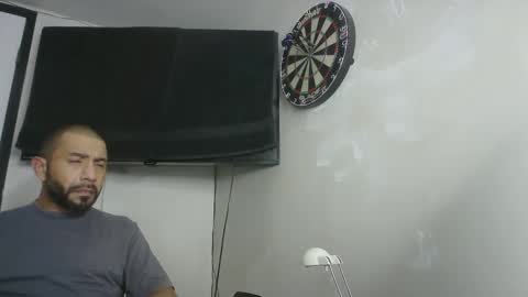 Snapshot of faded805 chatting on October 13, 1:11 pm Mark online show from October 13, 1:11 pm