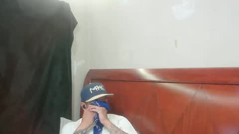 Snapshot of faded805 chatting on February 25, 8:13 am Mark online show from February 25, 8:13 am