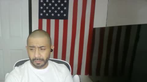 Snapshot of faded805 chatting on March 13, 9:27 am Mark online show from March 13, 9:27 am