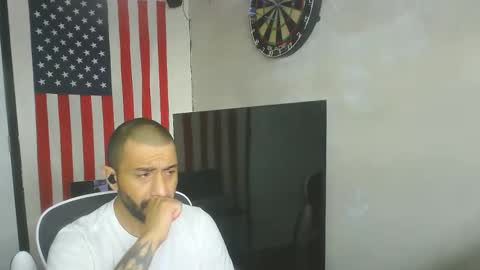 Snapshot of faded805 chatting on March 20, 12:32 pm Mark online show from March 20, 12:32 pm