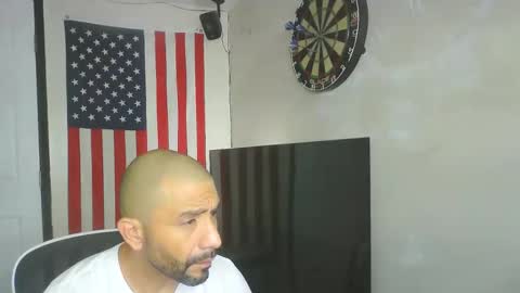 Snapshot of faded805 chatting on March 22, 9:02 am Mark online show from March 22, 9:02 am