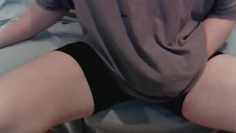 Snapshot of fafafa923 chatting on March 27, 11:15 pm fafafa923 online show from March 27, 11:15 pm