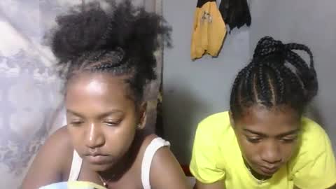 faiqua95 online show from March 21, 8:19 am