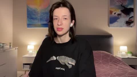 Bloom  online show from October 8, 5:49 am