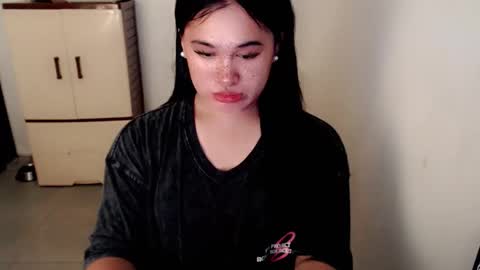 Snapshot of fairy_cuddle chatting on May 28, 5:05 am call me shanaia online show from May 28, 5:05 am