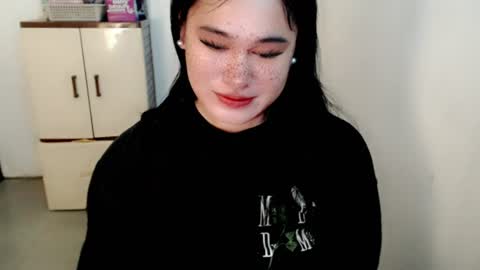 Snapshot of fairy_cuddle chatting on June 12, 8:30 pm call me shanaia online show from June 12, 8:30 pm