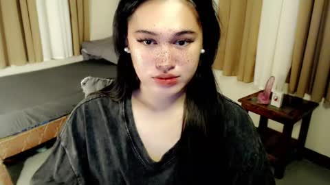 Snapshot of fairy_cuddle chatting on August 1, 6:29 pm call me shanaia online show from August 1, 6:29 pm