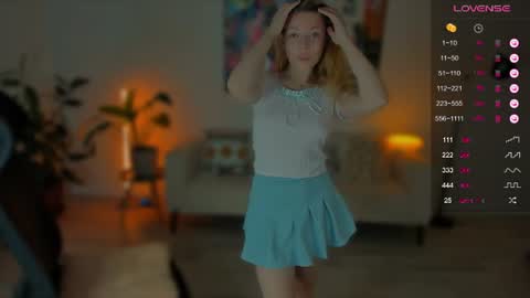 Snapshot of fairy_lele chatting on July 27, 2:07 am fairy_lele online show from July 27, 2:07 am