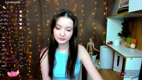 Snapshot of fairy_m00n chatting on December 20, 1:43 pm Kate online show from December 20, 1:43 pm