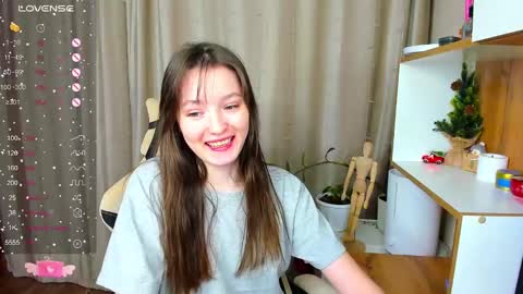 Snapshot of fairy_m00n chatting on January 17, 11:27 am Kate online show from January 17, 11:27 am