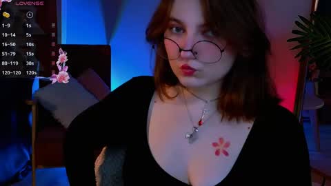 Tara online show from May 16, 9:13 pm