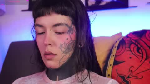 Snapshot of fairyflexxx chatting on November 17, 5:35 am Fairy online show from November 17, 5:35 am