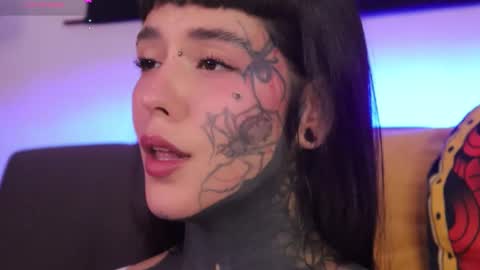 Snapshot of fairyflexxx chatting on November 22, 9:47 pm Fairy online show from November 22, 9:47 pm