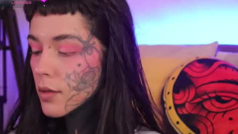 Snapshot of fairyflexxx chatting on December 18, 3:40 pm Fairy online show from December 18, 3:40 pm