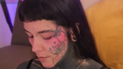 Snapshot of fairyflexxx chatting on January 7, 5:04 pm Fairy online show from January 7, 5:04 pm