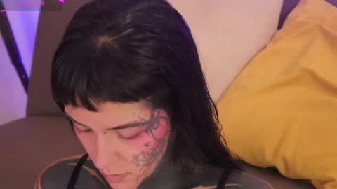 Snapshot of fairyflexxx chatting on January 8, 4:20 pm Fairy online show from January 8, 4:20 pm