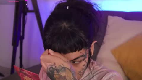 Snapshot of fairyflexxx chatting on January 11, 12:54 pm Fairy online show from January 11, 12:54 pm