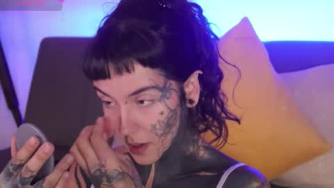 Snapshot of fairyflexxx chatting on January 18, 11:30 pm Fairy online show from January 18, 11:30 pm