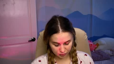 Snapshot of fairyilona chatting on March 5, 7:37 am Ilona online show from March 5, 7:37 am