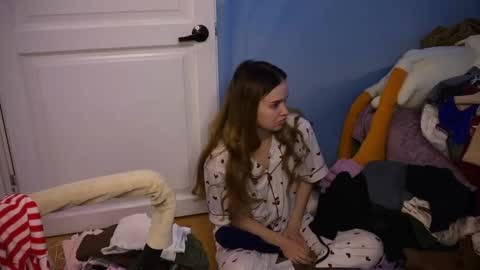 Snapshot of fairyilona chatting on March 8, 5:22 am Ilona online show from March 8, 5:22 am