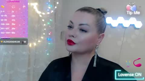 Jewell online show from June 20, 3:26 pm