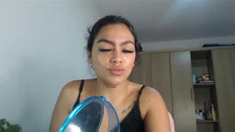 fairylatin online show from December 28, 8:58 am