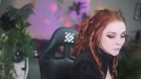 faith_chan online show from May 11, 4:18 am