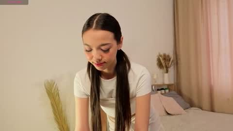 My name is Milisa  online show from May 4, 9:16 am