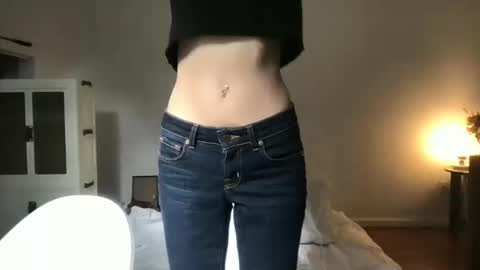 Snapshot of fakenshitsis chatting on October 18, 6:52 pm Haydee online show from October 18, 6:52 pm