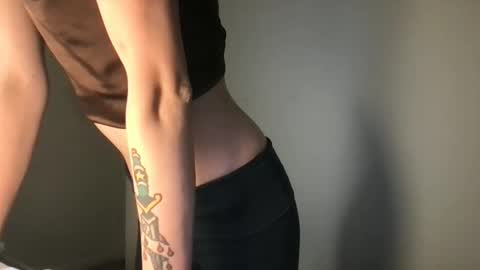 Snapshot of fakenshitsis chatting on October 25, 12:40 am Haydee online show from October 25, 12:40 am