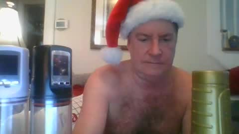 Snapshot of falconbator8 chatting on December 28, 2:42 pm falconbator8 online show from December 28, 2:42 pm