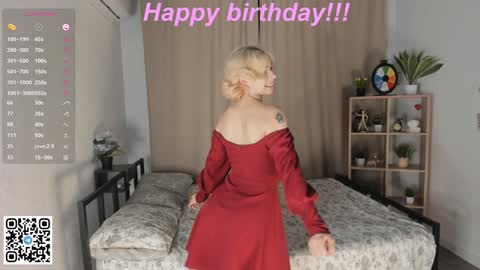 Snapshot of falinegelling chatting on January 11, 4:16 am Emilia online show from January 11, 4:16 am