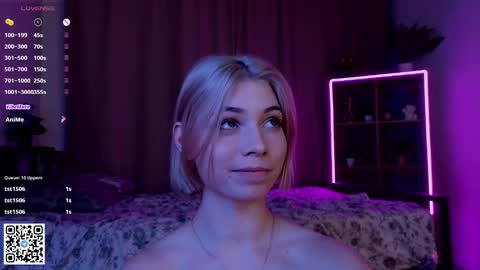 Snapshot of falinegelling chatting on January 29, 1:38 pm Emilia online show from January 29, 1:38 pm