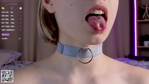 Snapshot of falinegelling chatting on January 31, 8:54 am Emilia online show from January 31, 8:54 am