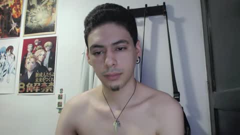 fall_dutt online show from February 1, 4:11 am