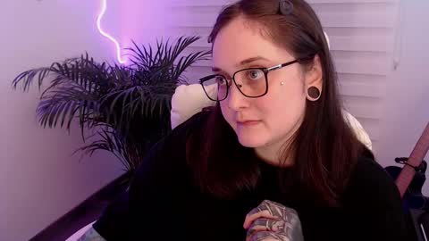 Snapshot of fallenag__ chatting on March 9, 11:42 pm OF fallenag 1 online show from March 9, 11:42 pm