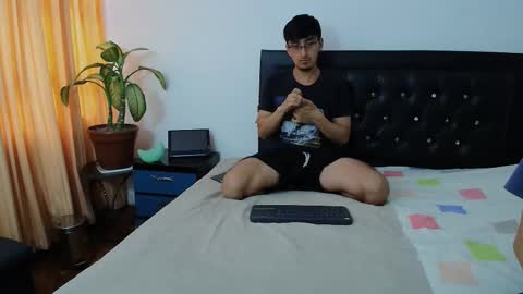 FallGays online show from March 3, 9:42 pm