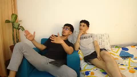 FallGays online show from July 1, 3:08 am