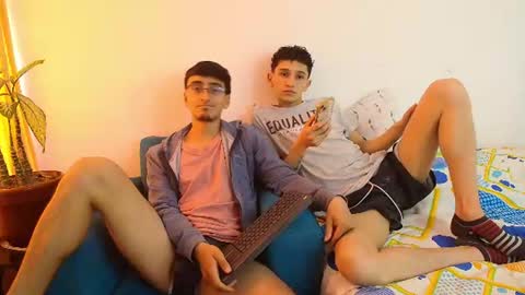 FallGays online show from July 2, 4:46 pm