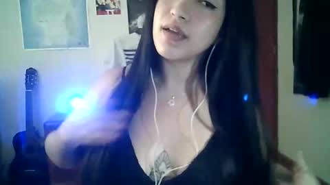 Love online show from May 19, 5:47 am