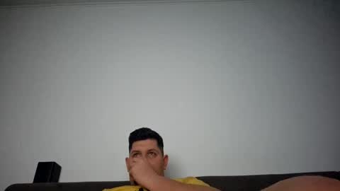 Snapshot of famousboy1 chatting on March 4, 11:00 pm YoungChris online show from March 4, 11:00 pm