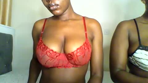 fancyfingers1  online show from June 11, 2:53 am
