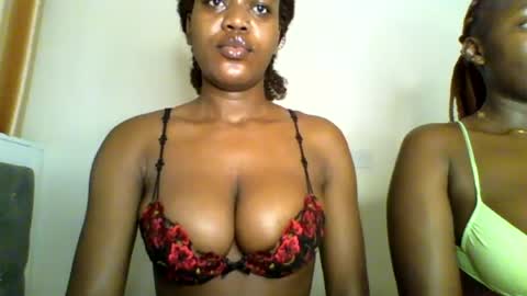 fancyfingers1  online show from July 27, 3:02 am
