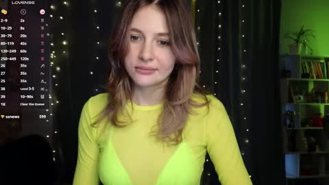 Snapshot of fancymeee chatting on February 25, 2:00 pm fancymeee online show from February 25, 2:00 pm