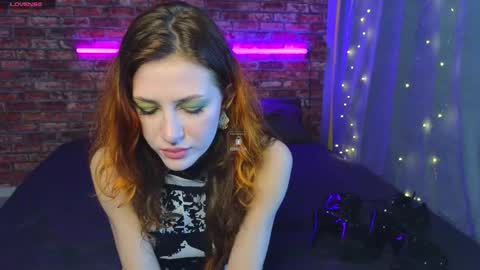 Snapshot of fancymeee chatting on February 8, 11:02 am fancymeee online show from February 8, 11:02 am