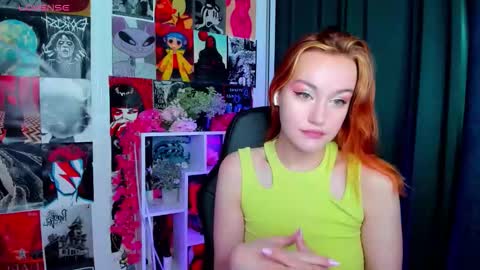 Snapshot of fane_stain chatting on September 17, 2:35 am Merida but you can call me Ida online show from September 17, 2:35 am