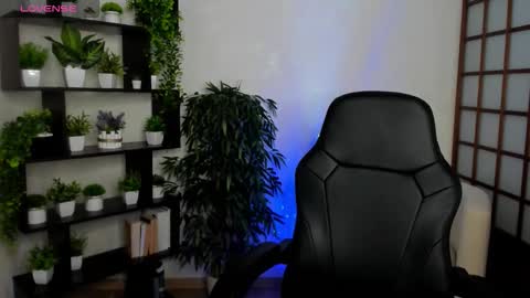 Snapshot of fane_stain chatting on October 4, 2:20 am Merida but you can call me Ida online show from October 4, 2:20 am