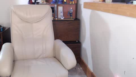 Fan Friction online show from March 9, 9:30 pm